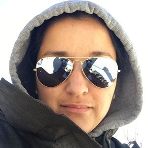 Meet your Posher, Jessica